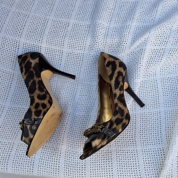 Guess Open Toe chain leopard heels 6.5‎ - Picture 4 of 9